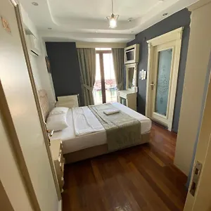 Hotel La Petite Maison, Istanboel